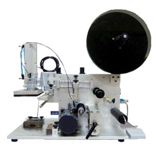 半自動扁瓶貼標機